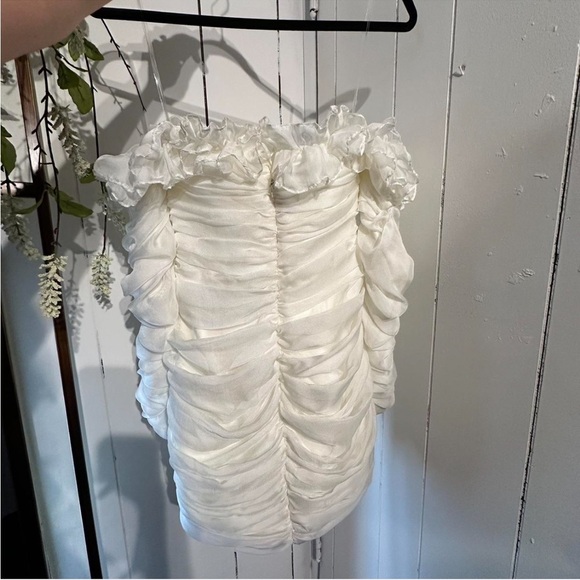 HOUSE OF CB IVORY ASTRID MINI DRESS - Picture 5 of 5